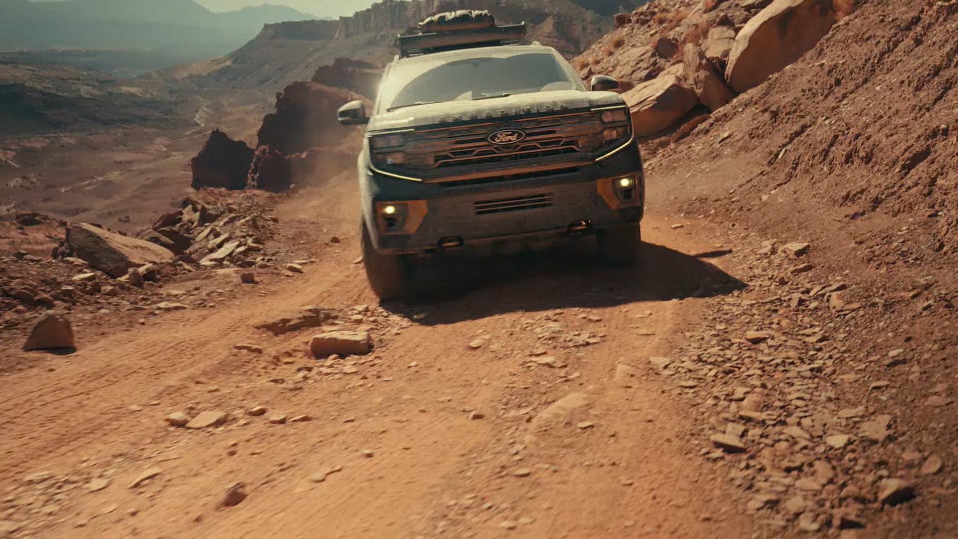 오프로드를 스트리트 뷰로? 포드, 구글과 손잡고 9,500km 비포장 도로를 매핑하다